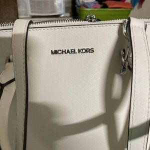 Michael korhs authentic purse